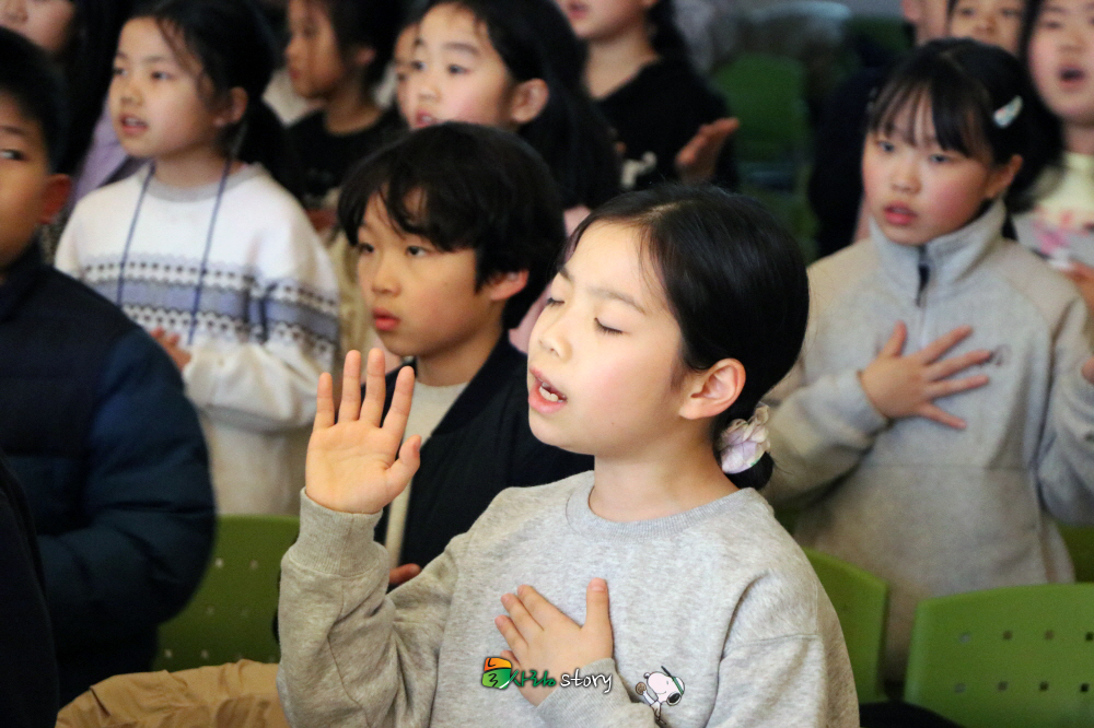 5 저녁예배 (17) 복사.jpg
