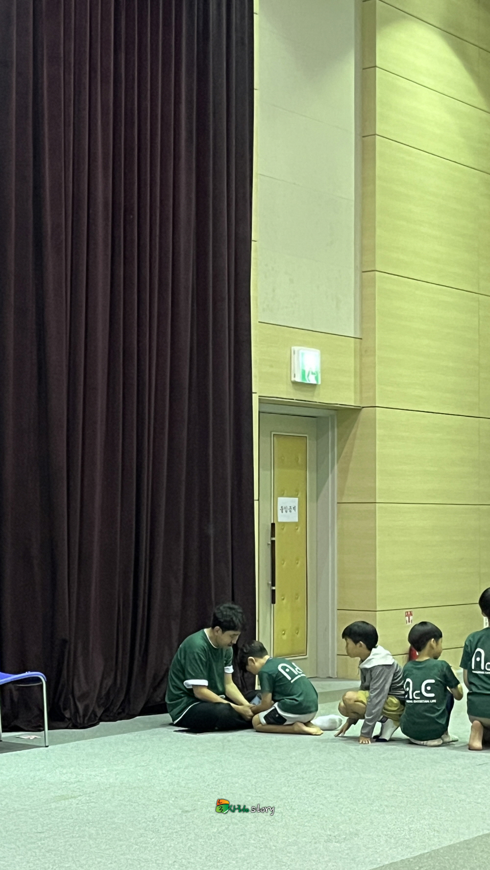 [크기변환]5. 2일 저녁예배 3.jpg