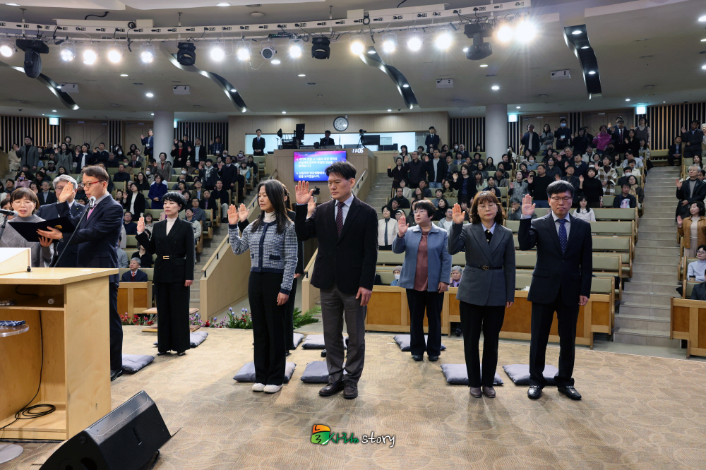 0F0A8219 복사.jpg