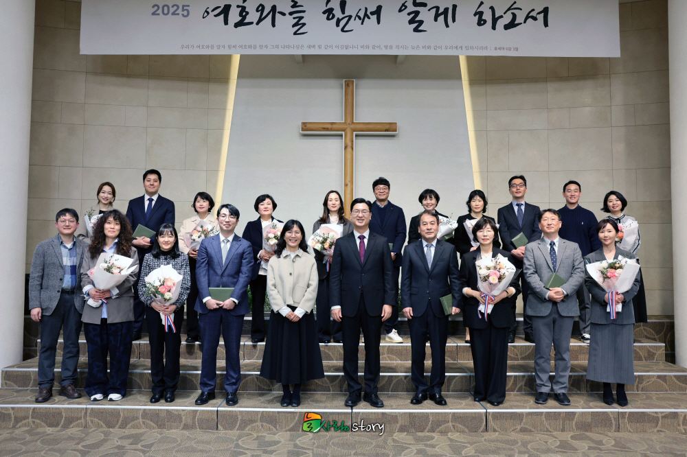 0F0A8379 복사.jpg