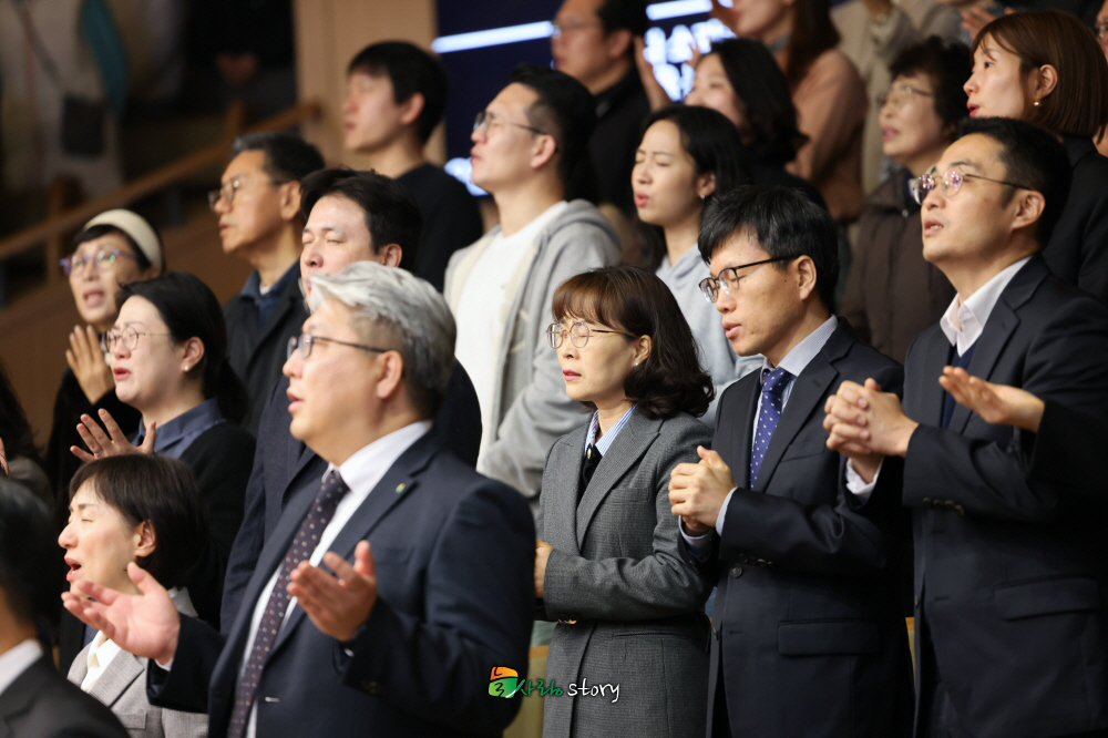 0F0A8203 복사.jpg