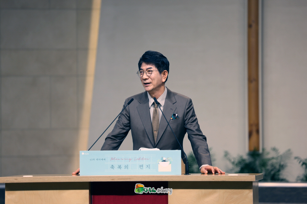 0F0A9690 복사.jpg