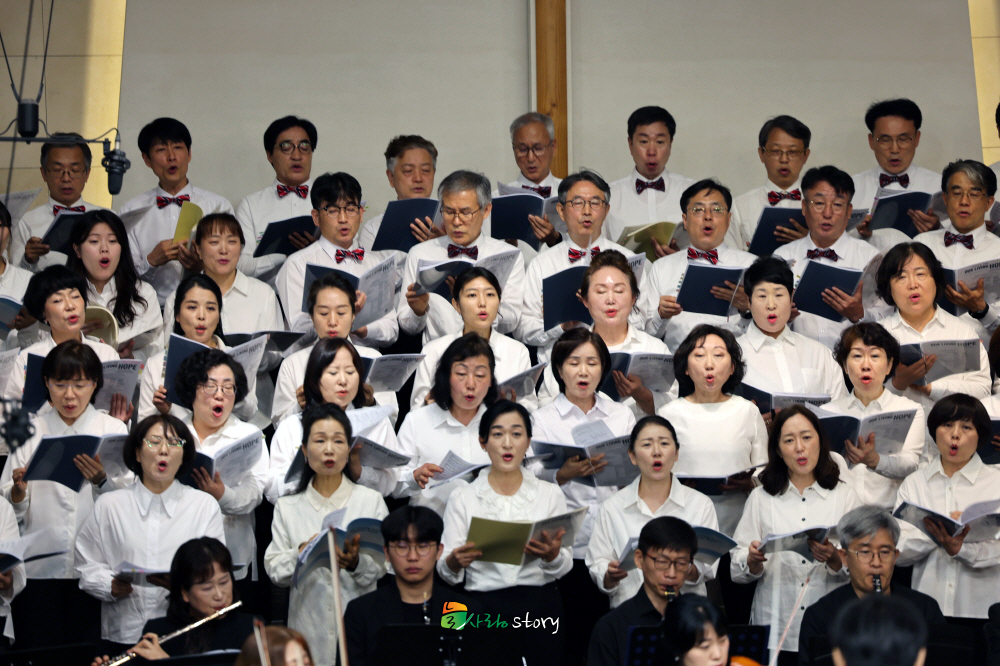 0F0A8980 복사.jpg
